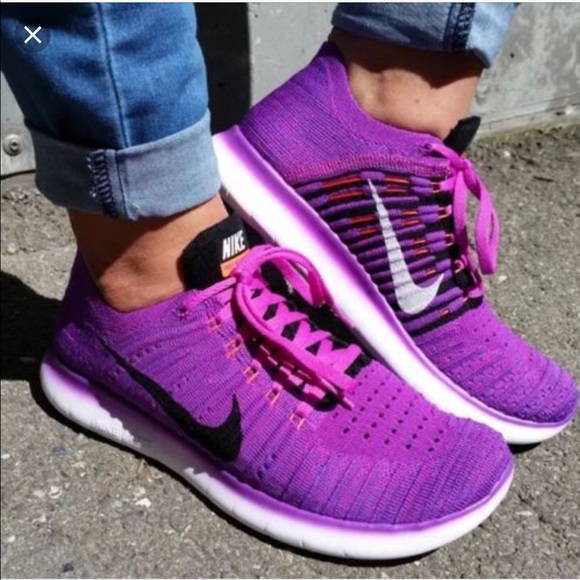 Nike Shoes - Nike Free RN Flyknit Wo’s Size 6.5